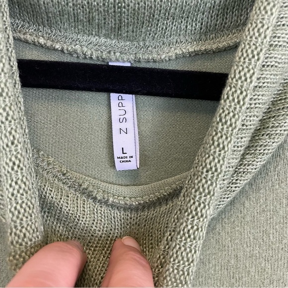 Z Supply Green Soft Spun Mock Neck Long Sleeve Lightweight Sweater Size Large - Picture 3 of 8